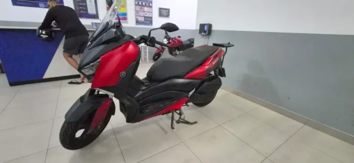 Xmax 250 Yamaha - Histórico Completo Concessionária - Pneus Novos + Baú