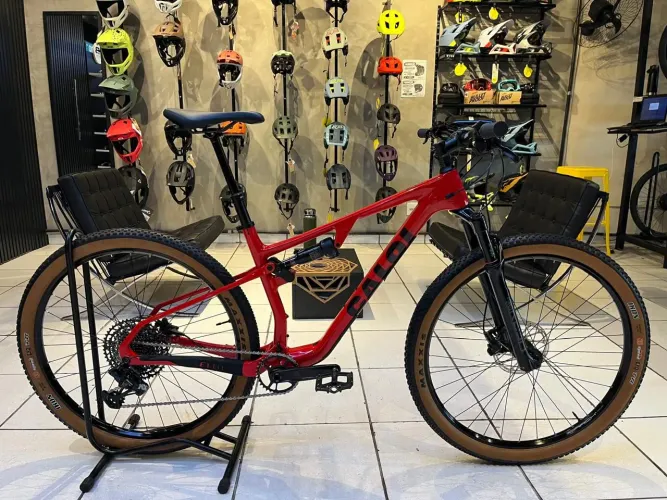 Bicicleta aro 29 CALOI ELITE CARBON FS NX