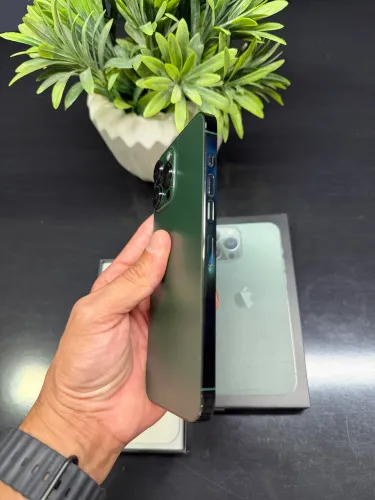 iPhone 13 Pro Max 256GB | Verde | Bateria 77% | Caixa e Cabo Original