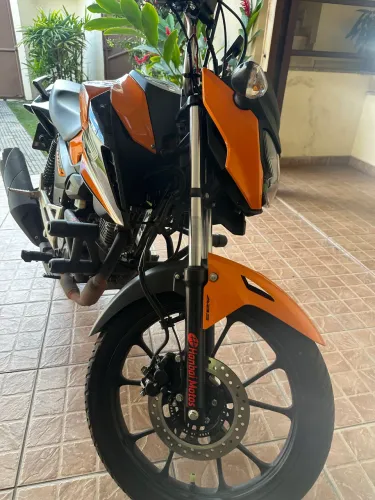 Titan 160 2025 Único dono km 2.000