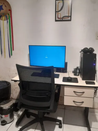 PC Completo (monitor 27 polegadas e gabinete com SSD de 248 GB + 124 GB)