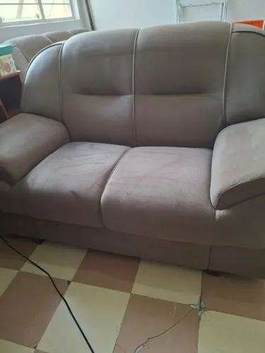 Jogo sofá 2 e 3 lugares - LER ANÚNCIO