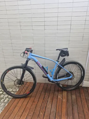 Bike Specialized Aro 29 - Pronta pra Trilha / Uso Urbano