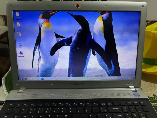 Notebook Samsung RV511 Core i3 4GB - Funcionando e com bateria boa