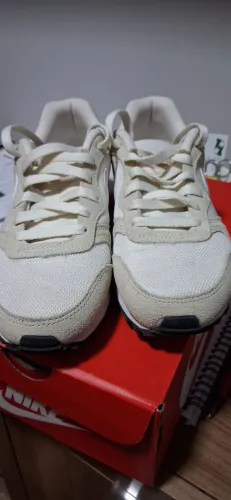 Tênis Nike feminino-casual