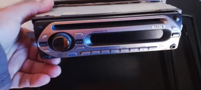 Rádio Automotivo CD Player da Sony Drive