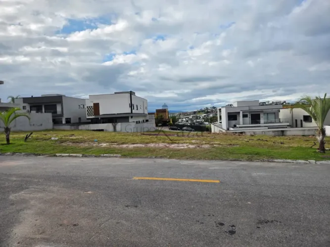 Oportunidade - Terreno em Condomínio - Urbanova - Condomínio Mônaco - 452m².