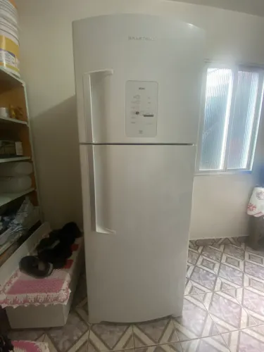 Refrigerador Brastemp BRM50 - 429 litros com defeito