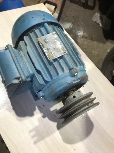 Motor 3cv trifásico baixa