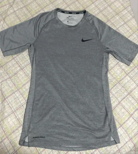 camisa nike pro compressão