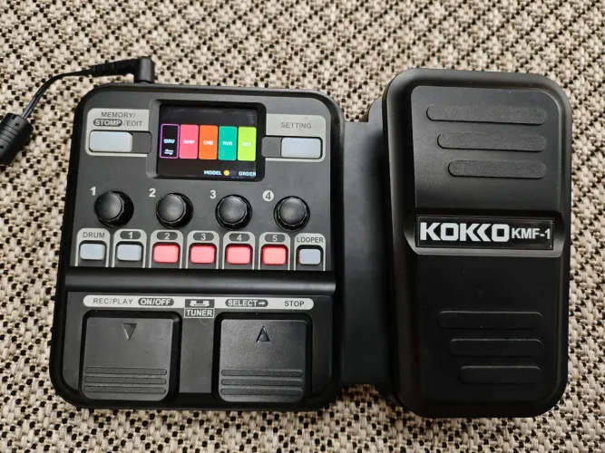 Pedaleira Multi-efeitos Kokko KMF-1