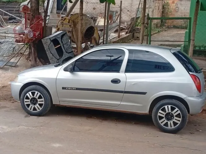Chevrolet Celta Spirit 1.0 MPFI VHC 8V 3P 2005