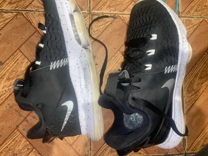 Tenis nike original número 38