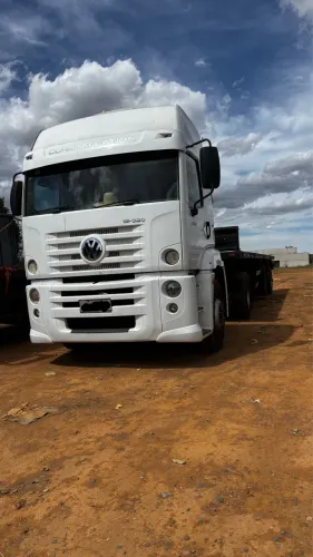 Vende-se Carreta 