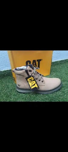Bota CAT/Caterpillar n°42 NOVA