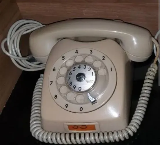 Telefone antigo