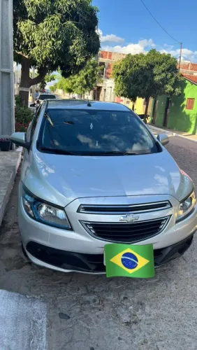 Chevrolet Onix Hatch LT 1.4 8V Flex Power Mec. 4P 2015