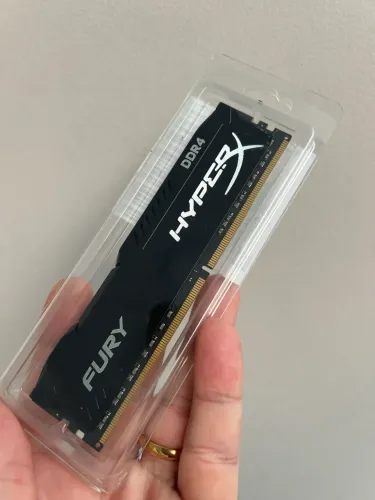 Memória DDR4 16Gb HYPER - Semi Nova