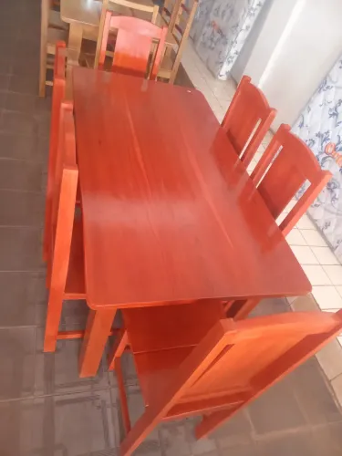 Mesa de 6 cadeiras
