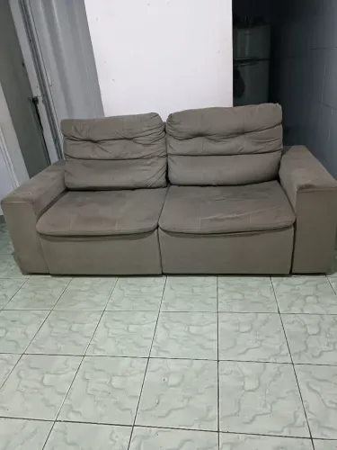 Sofá retrátil