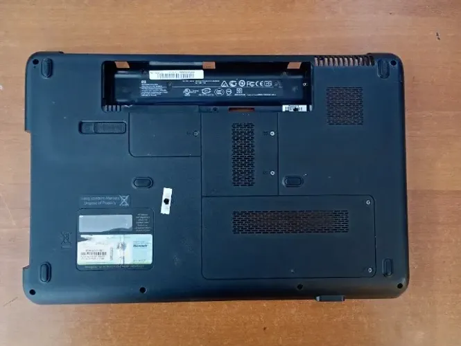 BASE INFERIOR PARA NOTEBOOK HP G60