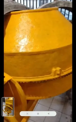 Betoneira semi nova, pouco usada 450 litros
