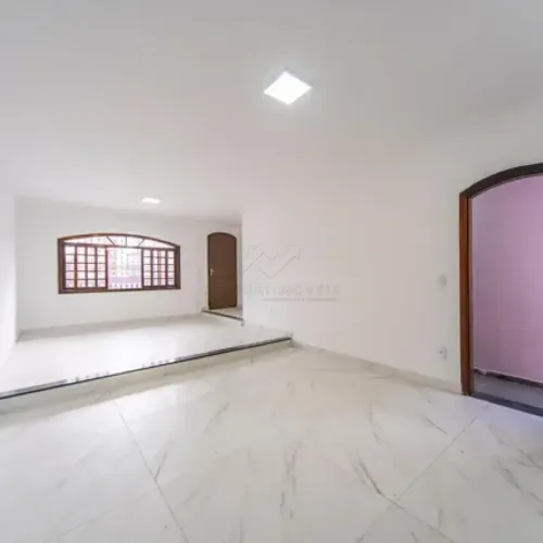 Sobrado com 04 dormitórios para venda e locação, 198 m² no bairro Vila Floresta - Santo An