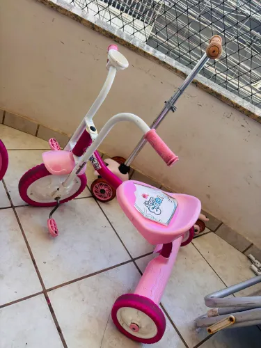 Triciclo infantil