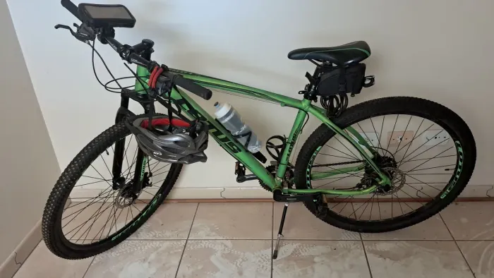 Bicicleta aro 29 em excelentes condições