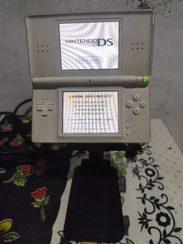 Nintendo DS Lite