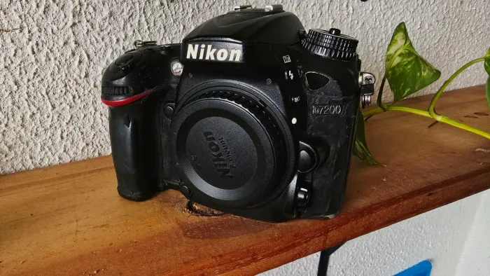Câmera Nikon 7200