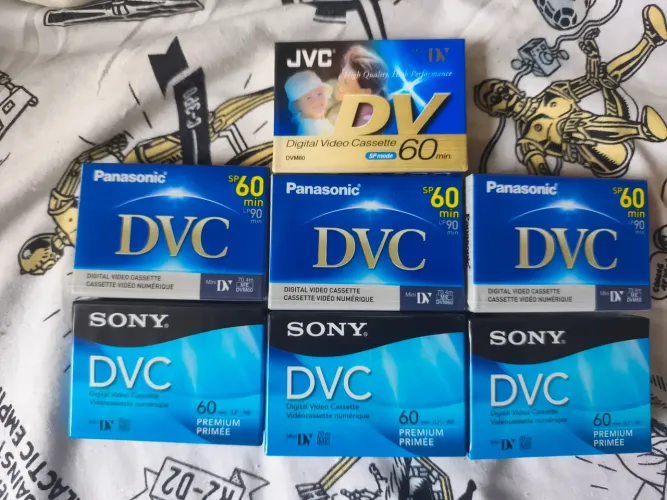  7 Mini DV