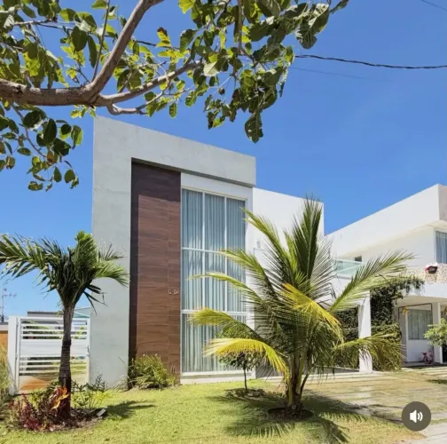 Imóvel para venda tem 272 metros quadrados com 4 quartos em Treze de Julho - Aracaju - SE
