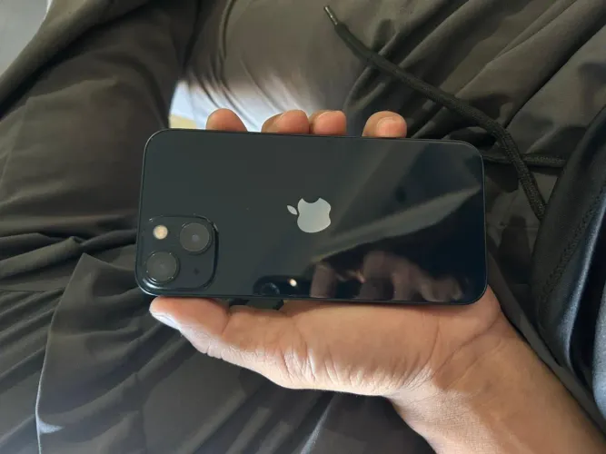 iPhone 13