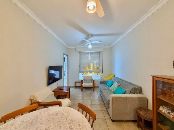 Apartamento com sacada em condomínio frente mar na Praia das Astúrias Alfa Imóveis Guaruj