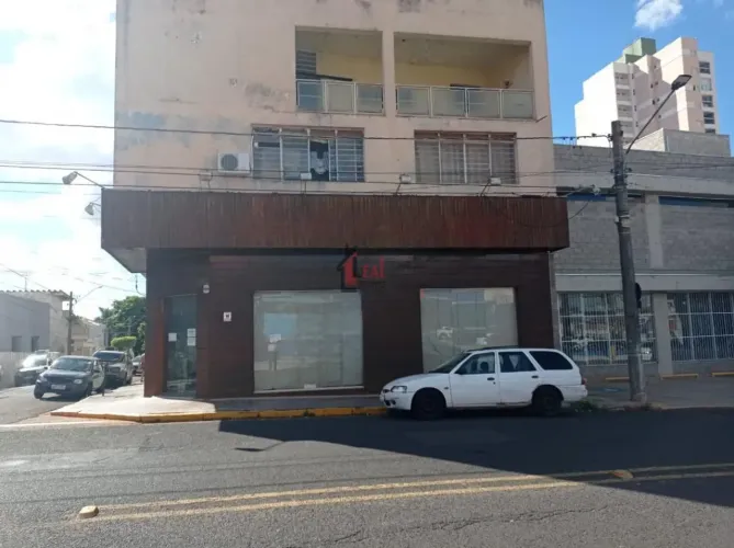 Casa para Locação em Presidente Prudente, CENTRO, 5 dormitórios, 2 banheiros