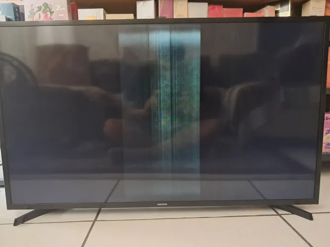 SmarTV Samsung Modelo UN43T5300AG (COM DEFEITO)