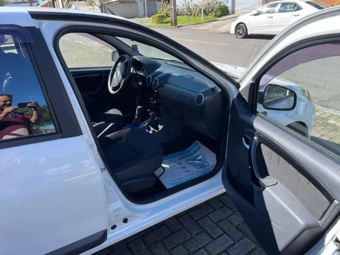 Renault Sandero GT Line Hi-flex 1.6 16V 4P 2011