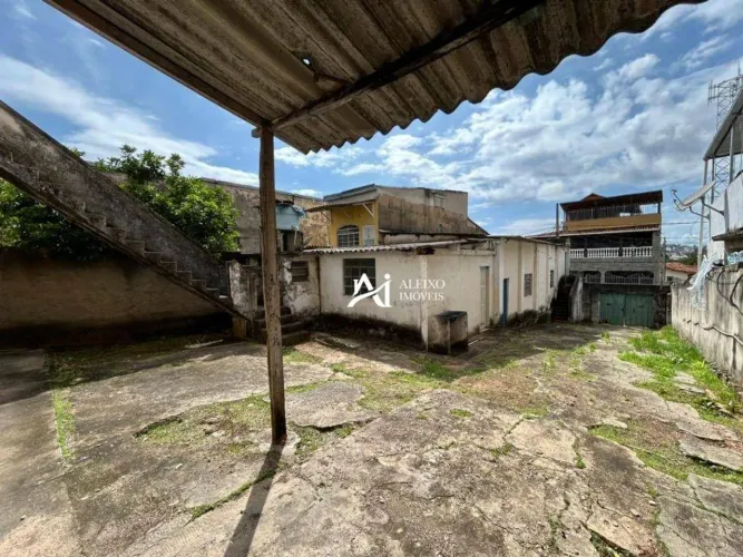 Casa com 2 dormitórios à venda, 273 m² por R$ 635.000,00 - Suzana - Belo Horizonte/MG