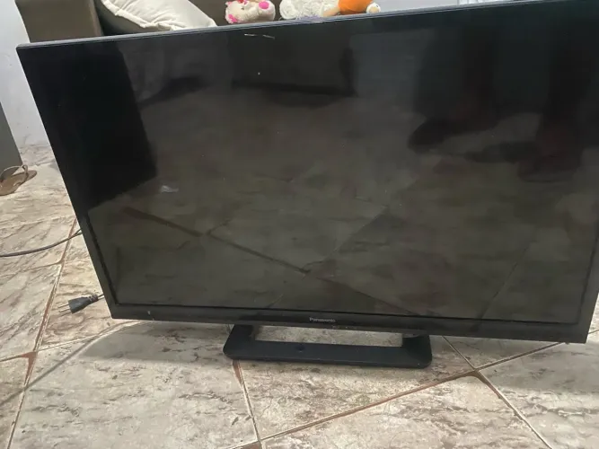Tv 32 polegadas não é é smart