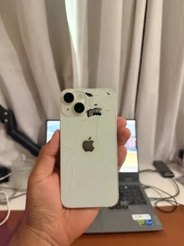 iPhone 14 quebrado funcionando
