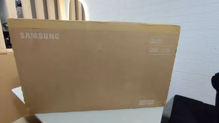 Tv Samsung QLED 43 polegadas Smart 4k