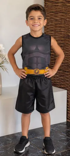 Vendo fantasia do Batman com capa