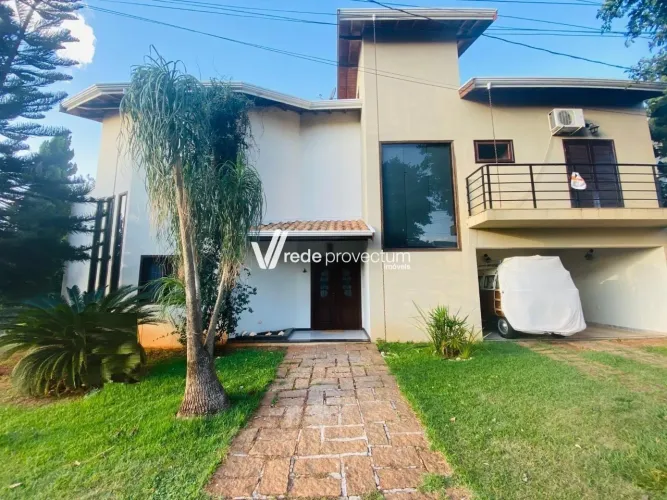 Casa a venda no condominio Okinawa!