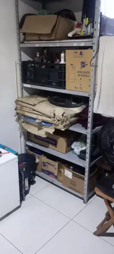 Pratileira de aço