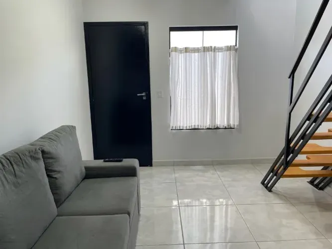 Kitnet Duplex, todo mobiliado 40M² - em Anápolis (próx DAIA) - Bairro São João - 1 Quarto