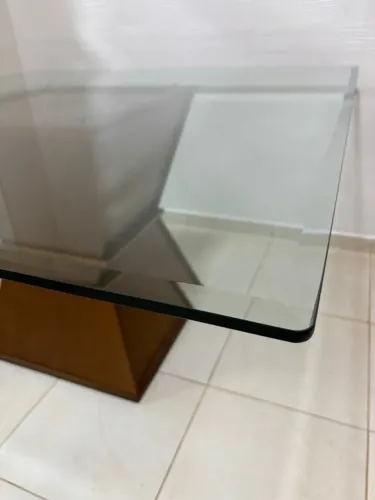 Mesa Quadrada 8 lugares. Linda!