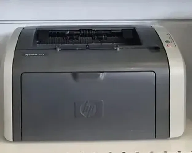 Impressora HP LaserJet 1015