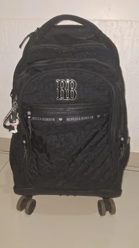 Mochila REBECCA BONBON com rodinhas 360°