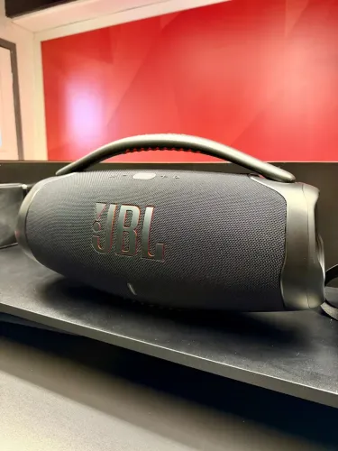 JBL boombox 3